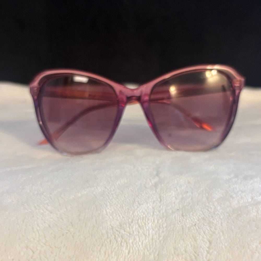 Wildfox Parker Pink and Purple Cat-Eye Sunglasses In Great Condition
